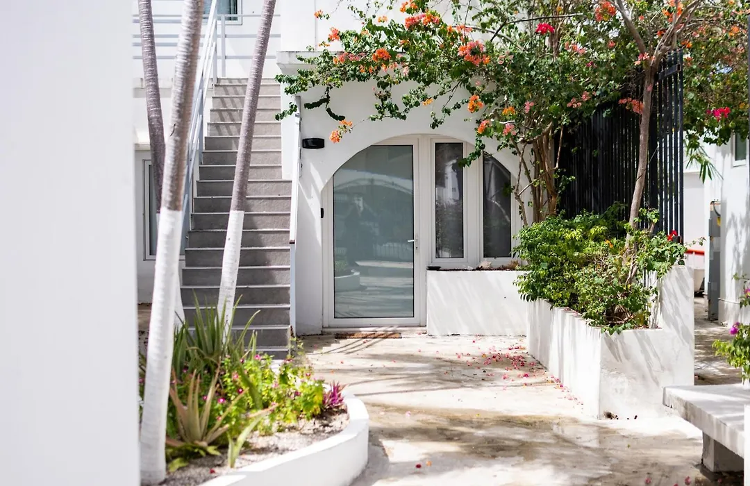 La Mona Loiza Apartment Complex By Stay With Bear-1